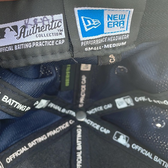 New York Yankees Official Batting Practice Cap - Picture 6 of 6